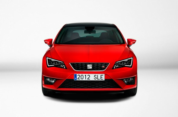 西亚特（Seat Leon）全新车标亮相