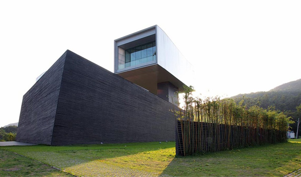 四方当代美术馆（Sifang Art Museum）新形象标志